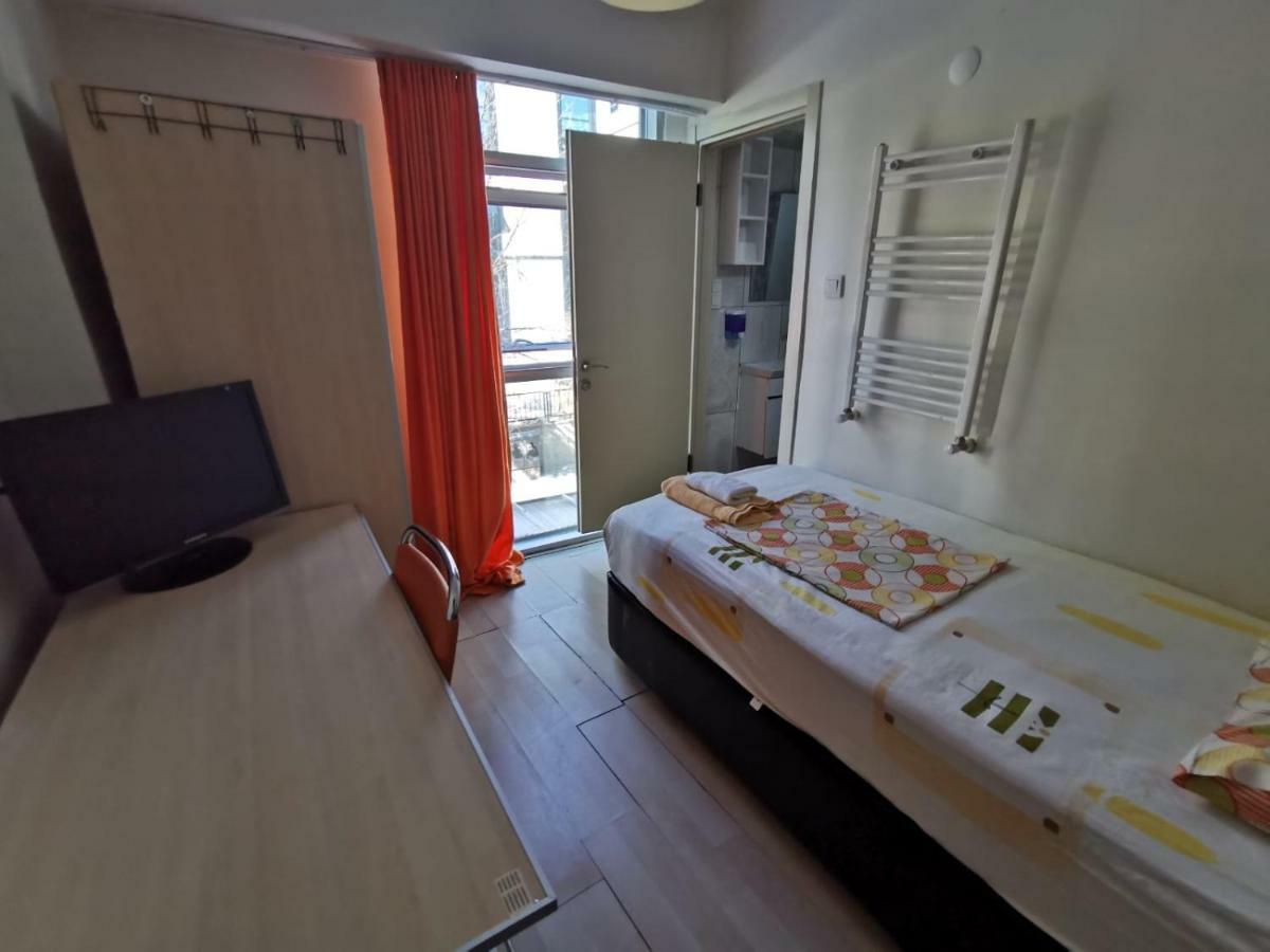 Kampues Hostel
