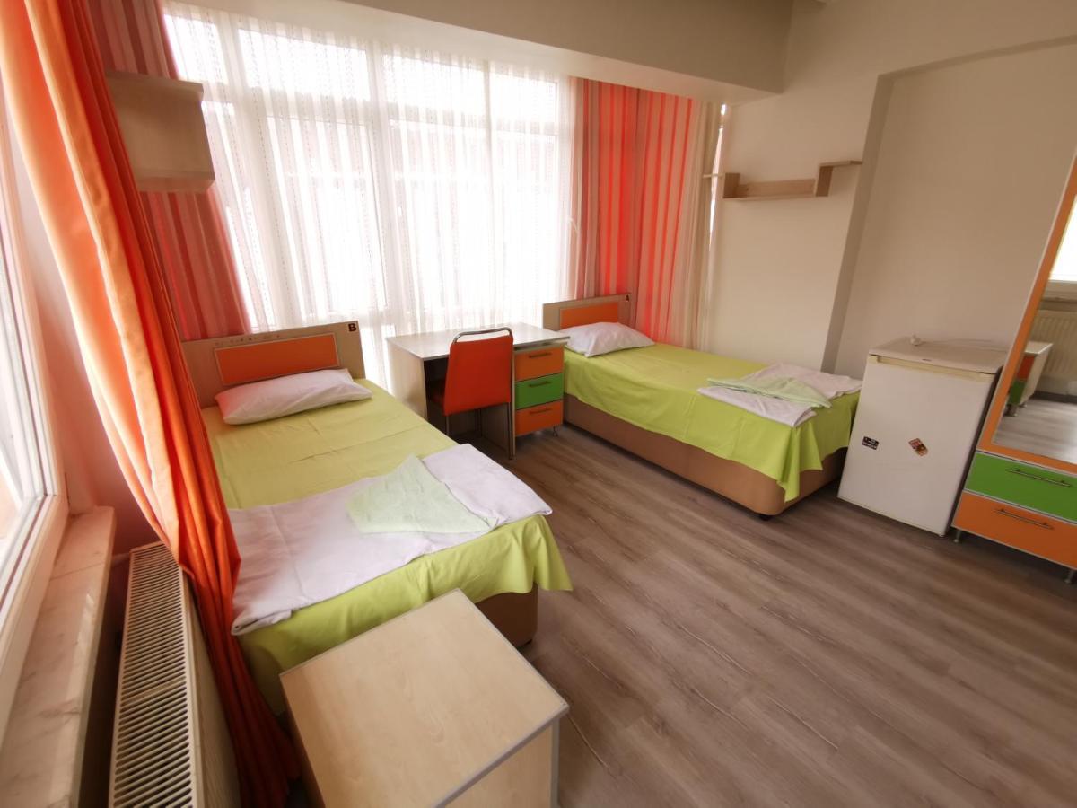 Hostel Kampues *