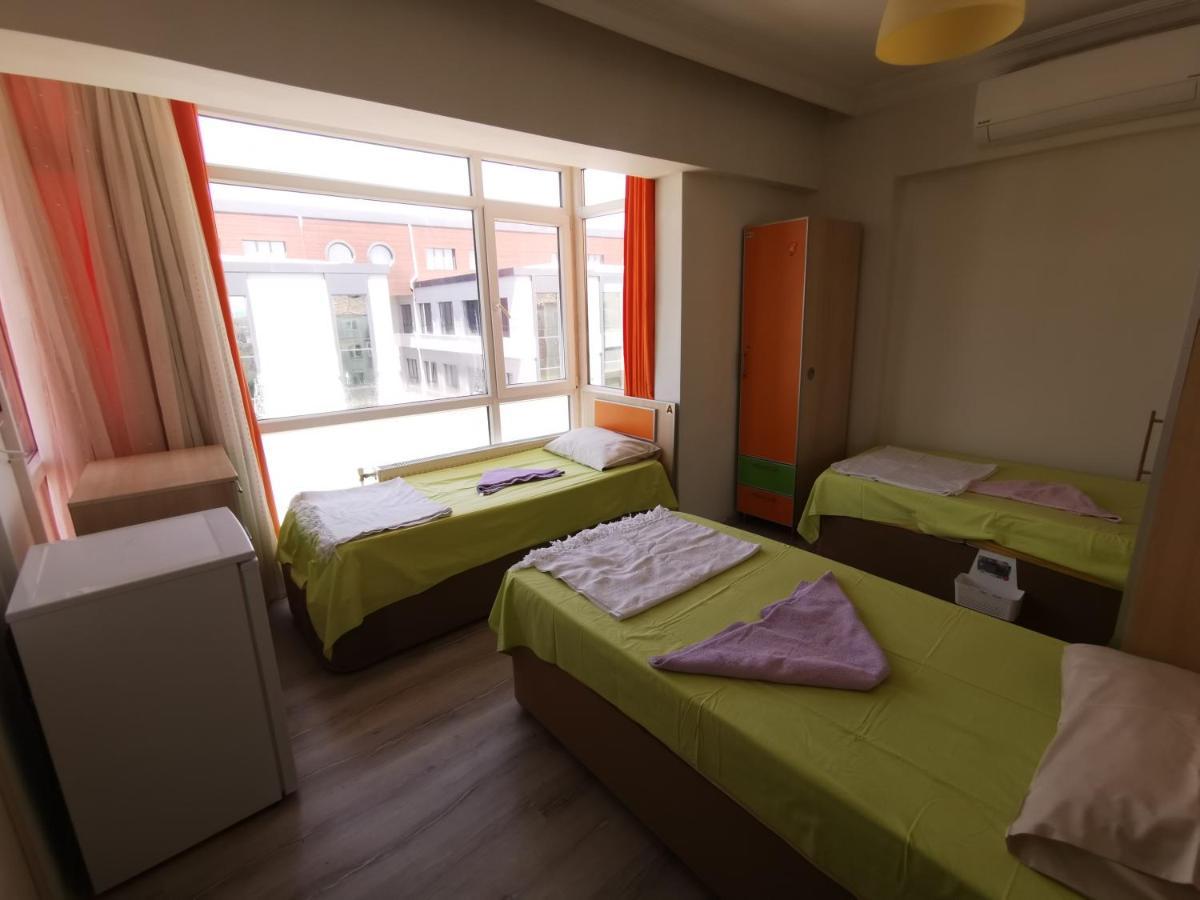 Kampues Hostel *
